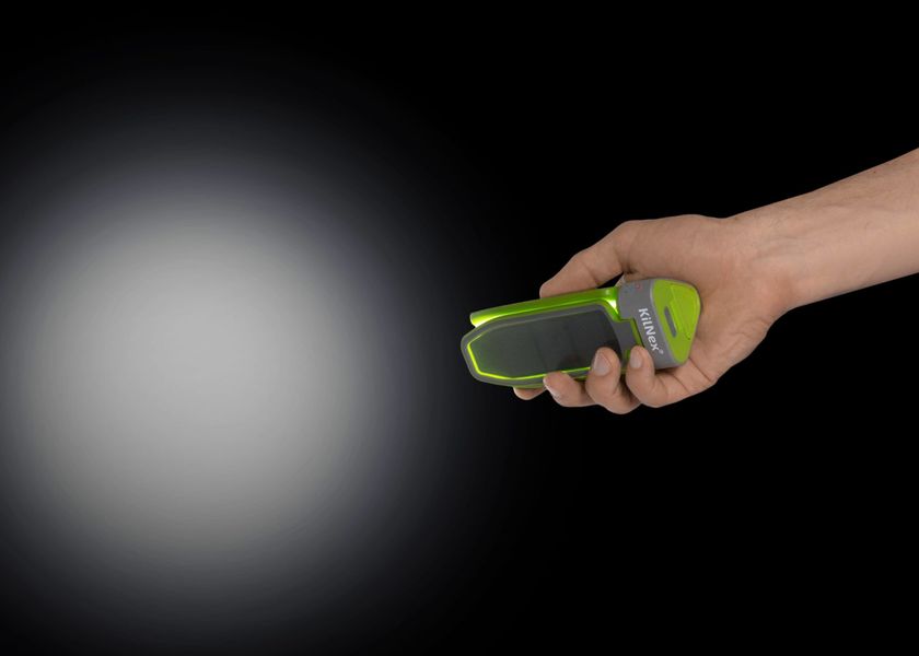 Ліхтар на сонячних батареях KILNEX з можливістю використання як ручний ліхтарик kilnex-s-batereya-l фото